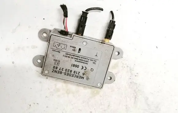 Mercedes-Benz R W251 Antenna control unit a2198203789 035240