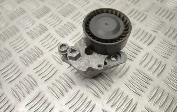 Audi A4 S4 B9 Generator/alternator belt tensioner 04E145299L
