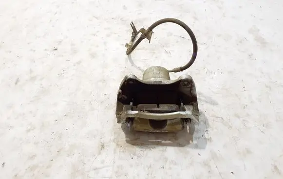 Hyundai Tucson TL Front brake caliper 58130R2100