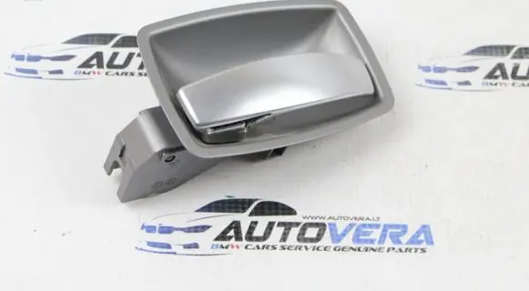 BMW 7 E65 E66 Front door interior handle 7024303