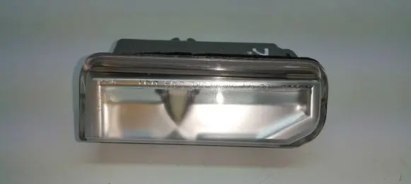 Lexus IS 220D-250-350 Number plate light