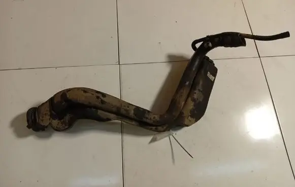 Renault Laguna II Fuel tank filler neck pipe 8200004961