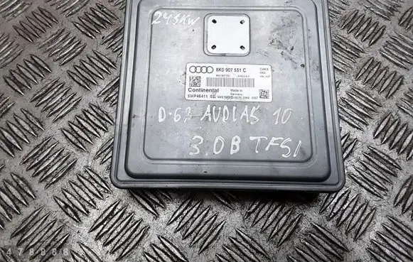 Audi A5 8T 8F Engine control unit/module 8k0907551c