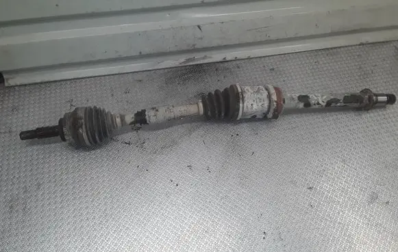 Toyota Avensis T250 Front driveshaft
