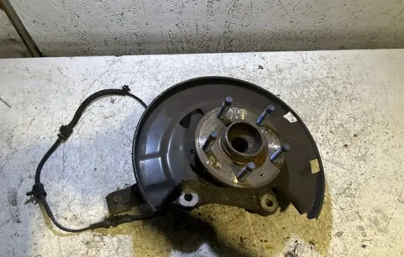 Opel Astra J Front wheel hub