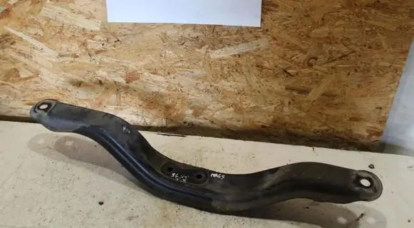 Subaru Forester SG Gearbox mounting bracket
