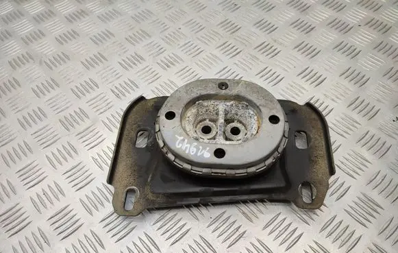 Peugeot Traveller Gearbox mount 9673768680