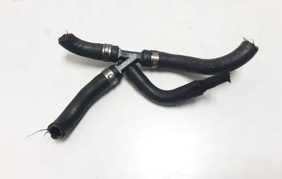 Volvo XC90 Fuel return line/hose 30757519