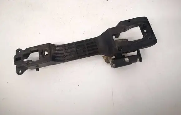 Toyota Yaris Front door exterior handle 