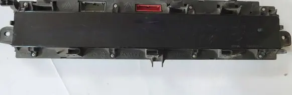 Speedometer (instrument cluster)