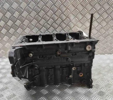 Opel Meriva B Engine block 55565807 55572435
