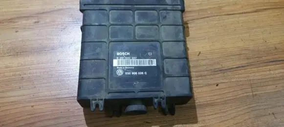 Volkswagen Golf III Engine control unit/module 0261200257 030906026c