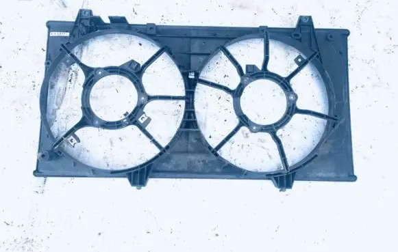 Mazda 6 Radiator cooling fan shroud l517 2051010