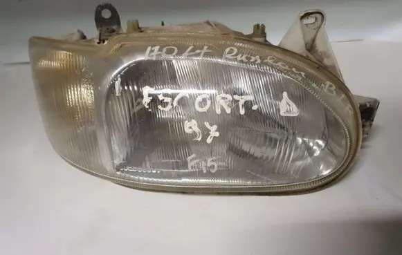 Ford Escort Headlight/headlamp