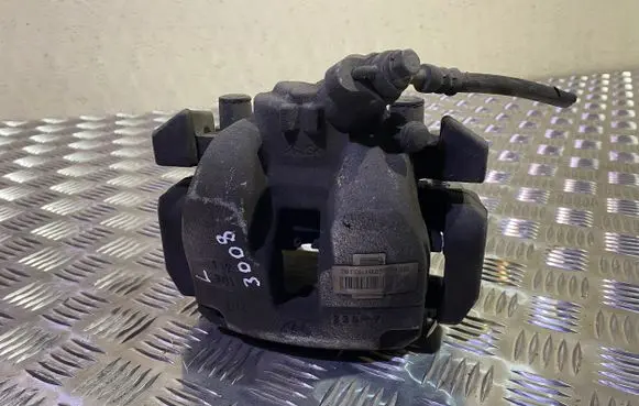 Peugeot 3008 II Front brake caliper