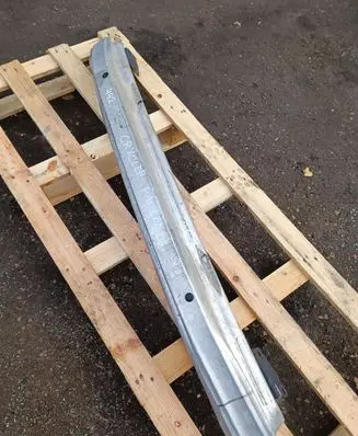 Chrysler Pacifica Front bumper cross member 2570512 05113264