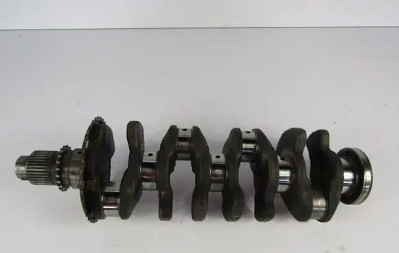 Toyota Avensis T270 Crankshaft 2E31220
