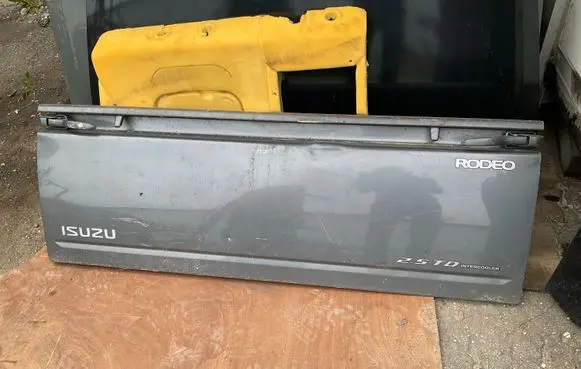 Isuzu D-Max Pick-up truck tonneau cover 