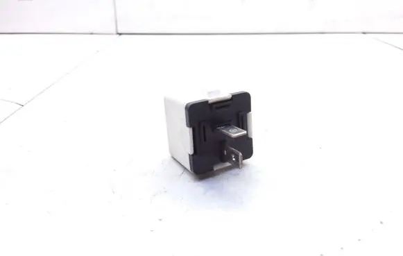Citroen C4 I Picasso Other relay 9687709180