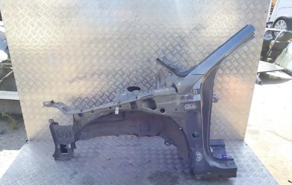 Front quarter panel