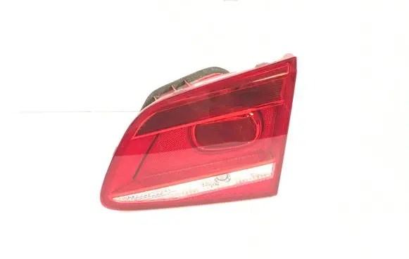 Volkswagen PASSAT B7 Tailgate rear/tail lights 3AE945094J
