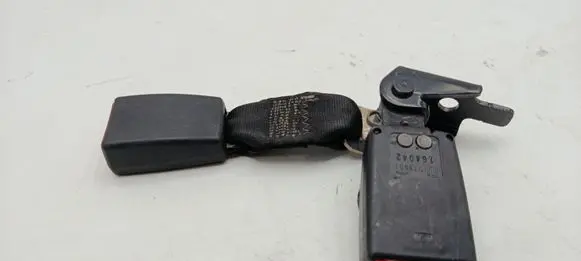 BMW X5 E53 Rear seatbelt buckle 330026188