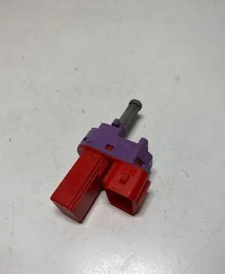 Clutch pedal sensor