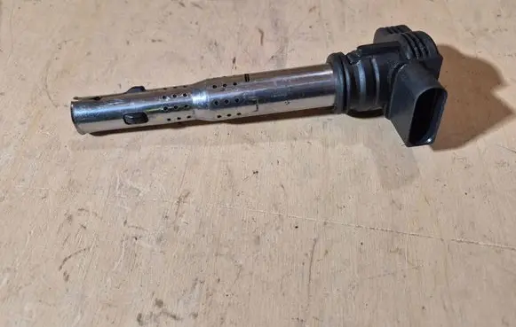 Audi A6 S6 C6 4F High voltage ignition coil 78231002