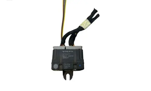 Volvo S80 Seat heating relay 30762217