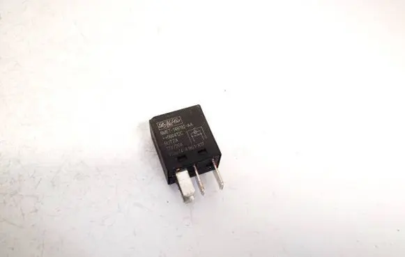 Ford Mondeo Mk III Other relay 5m5t14b192aa 5m5t-14b192-aa