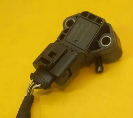 Volkswagen Polo V 6R Air pressure sensor 0261230266 190618T033743A