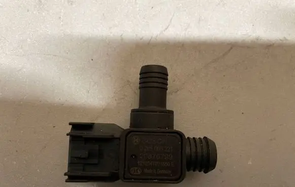 Opel Astra J Sensor 0265005321 20876799