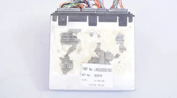 Jaguar XJ X40 Door central lock control unit/module LNA2600CB