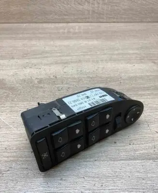 BMW 5 E39 Electric window control switch 8380645