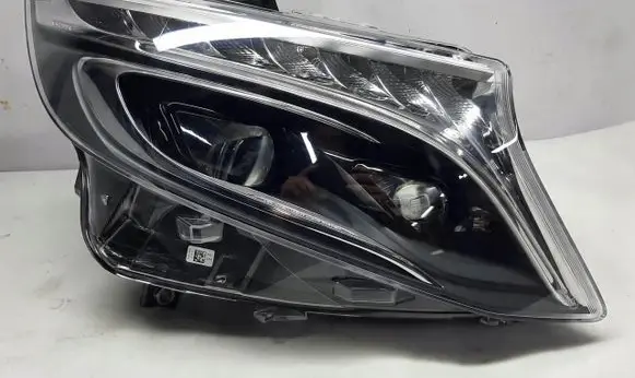 Mercedes-Benz V Class W447 Headlight/headlamp A4479065300