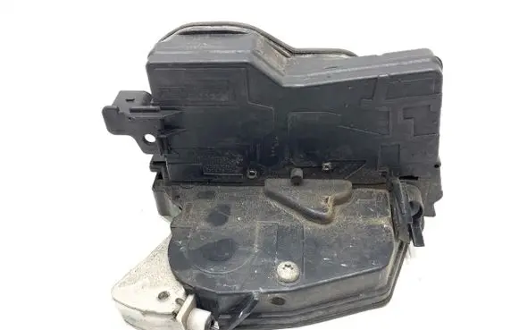 BMW 7 E65 E66 Front door lock 7012141