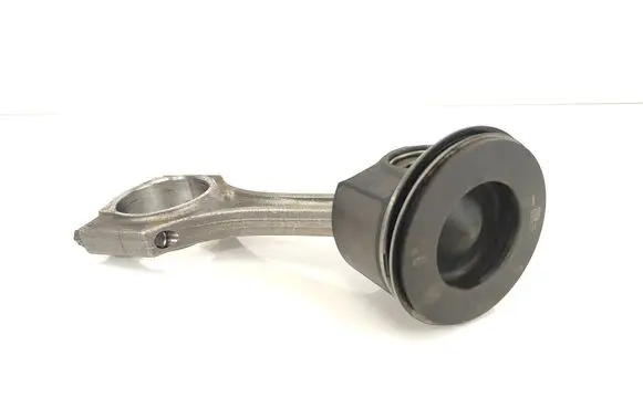 Piston with connecting rod