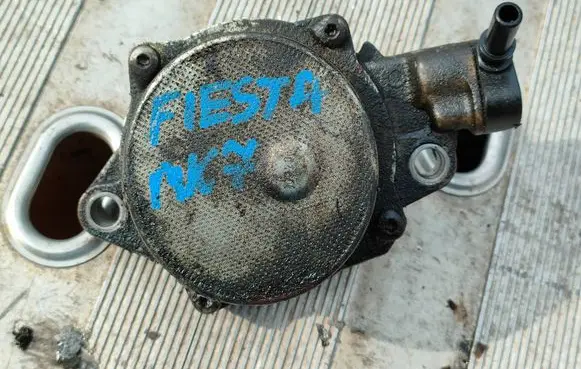 Ford Fiesta Vacuum pump