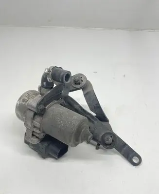 Volkswagen Golf IV Vacuum pump 1J0612181B 00857100 8TG00857000