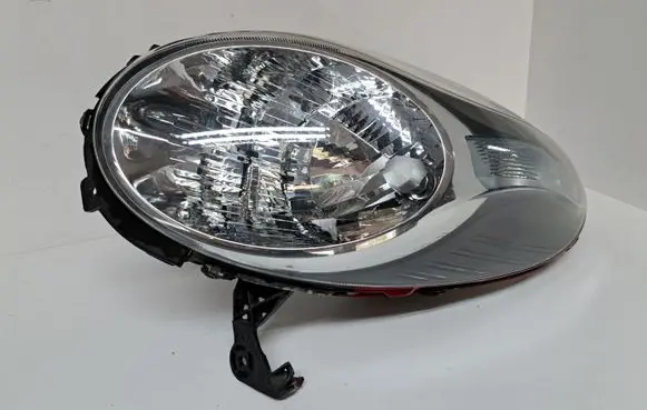 Nissan Micra Headlight/headlamp 89074550