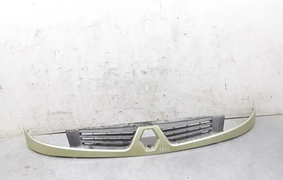 Renault Kangoo I Front bumper upper radiator grill 8200331208