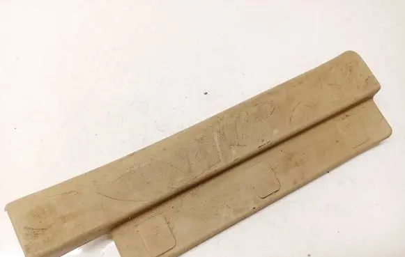 Nissan X-Trail T30 Rear sill trim cover 769538H300