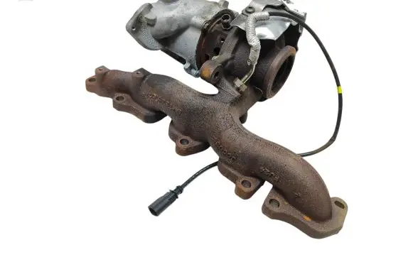 Audi Q3 8U Turbo 04L253010