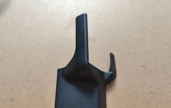 Mazda 3 II Front driver seat rail trim BBM2570533 50620250826