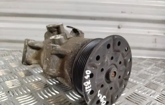 Toyota Verso Air conditioning (A/C) compressor (pump)