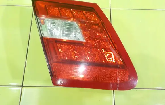 Mercedes-Benz E W212 Rear/tail lights A2128203164