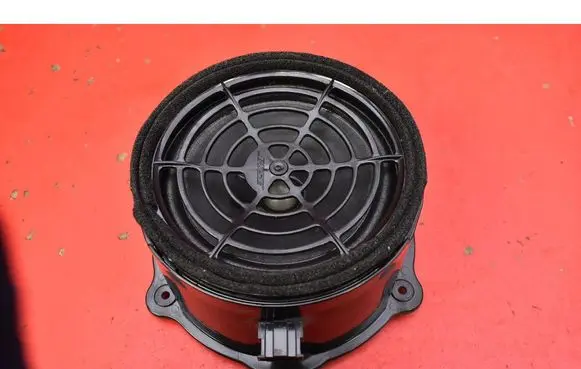 Audi A6 Allroad C6 Subwoofer speaker 4F0035415B