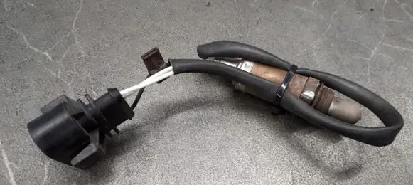 Audi A4 S4 B5 8D Lambda probe sensor 0258003524