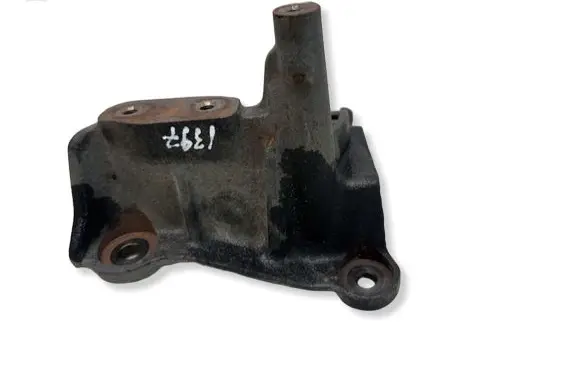Renault Mégane Renault Sport III (IV Based) Engine mounting bracket 208183555R 148604KG