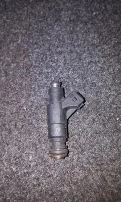 Mercedes-Benz E W210 Fuel injector 0280155742 a1120780049